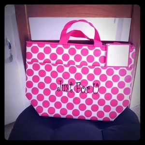 Thirty one pink Dot Thermal